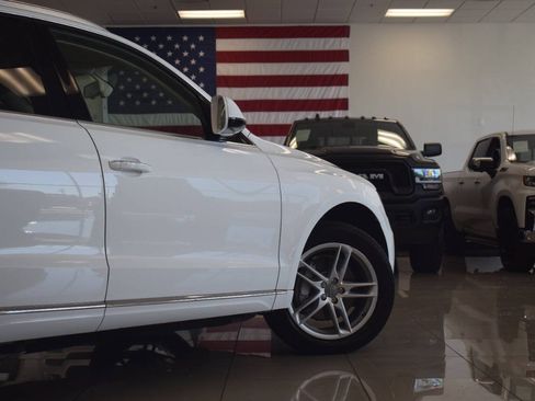 Used 2015 Audi Q5 TDI Premium Plus w/ Technology Package AWD/4WD image 38