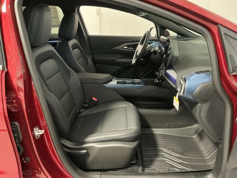 New 2026 Chevrolet Equinox EV LT image 33