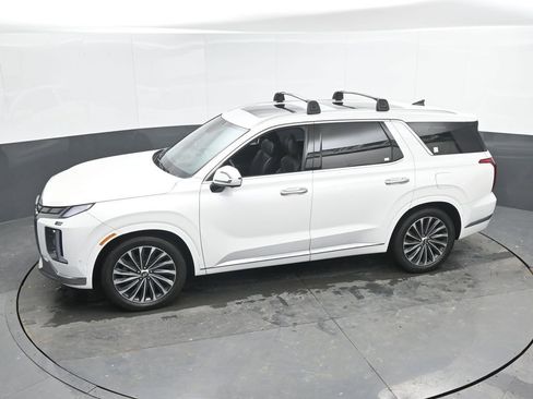 Used 2023 Hyundai Palisade Calligraphy image 44