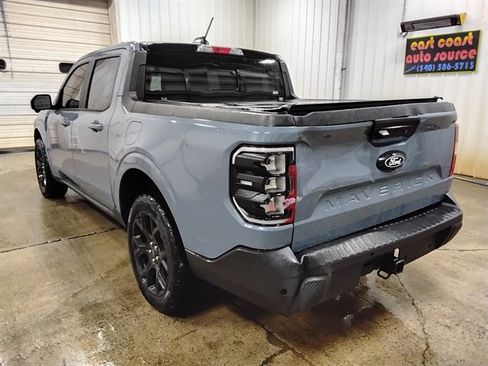 Used 2025 Ford Maverick Lariat w/ Black Appearance Package AWD/4WD image 6