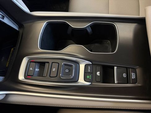 Used 2022 Honda Accord Touring image 34