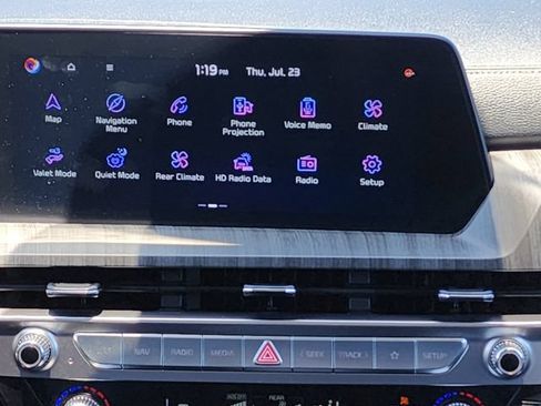 Certified 2024 Kia Telluride EX w/ EX Captain's Chair Package FWD image 24