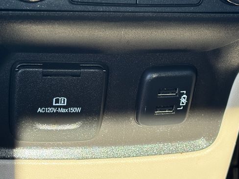 Used 2019 GMC Acadia Denali w/ Technology Package FWD image 15