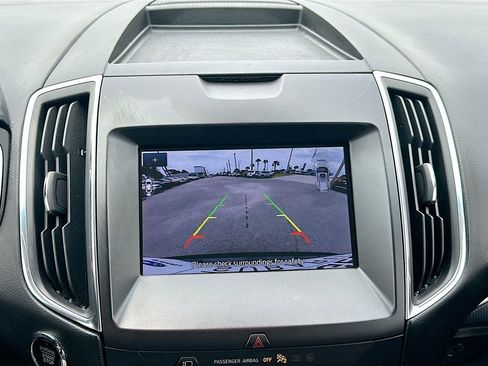 Used 2020 Ford Edge Titanium w/ Equipment Group 301A AWD/4WD image 14