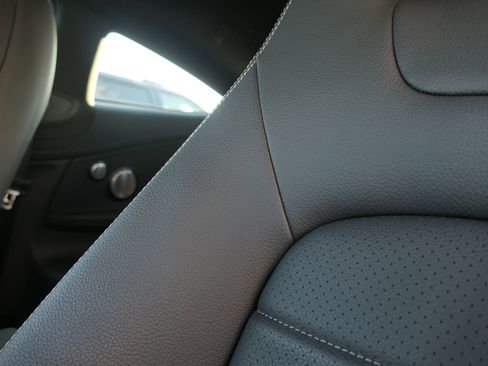 Used 2022 Mercedes-Benz C 300 Coupe image 11