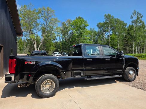 Used 2024 Ford F350 XL AWD/4WD image 8