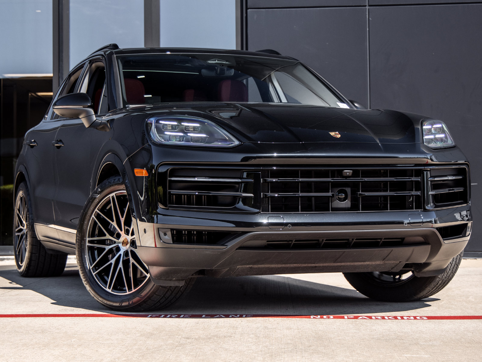 Certified 2026 Porsche Cayenne AWD/4WD image 6