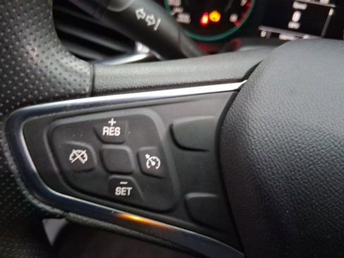 Used 2020 Chevrolet Malibu LT image 18