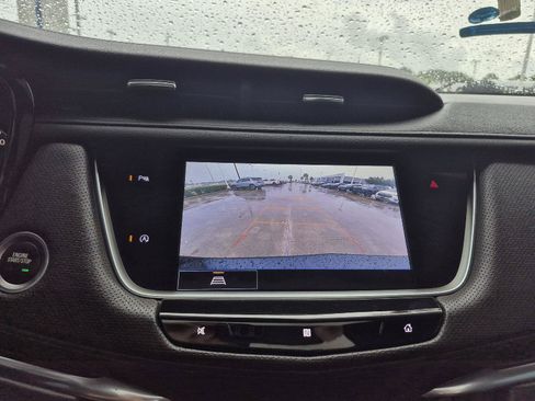 Used 2021 Cadillac XT5 Premium Luxury w/ LPO, Floor Liner Package FWD image 6