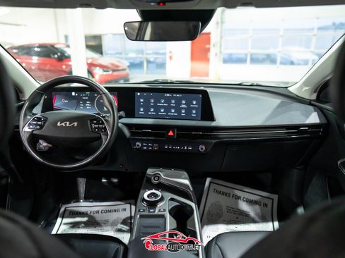 Used 2024 Kia EV6 Light image 13
