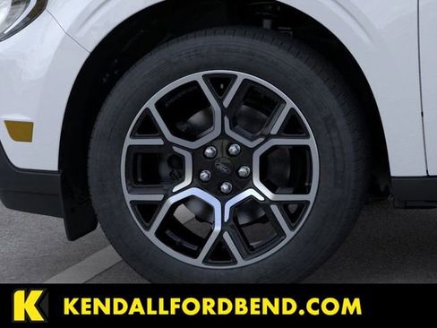 Used 2025 Ford Maverick Lariat w/ 4K Tow Package image 20