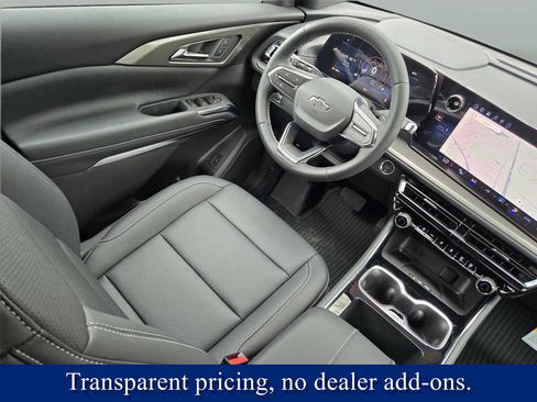 New 2026 Chevrolet Traverse LT w/ Midnight/Sport Edition FWD image 18