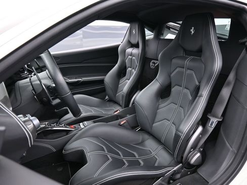 Used 2017 Ferrari 488 GTB image 5