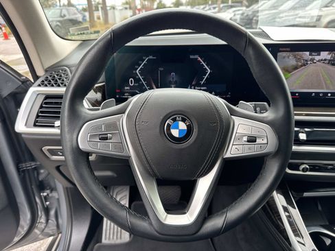 Used 2025 BMW X7 xDrive40i image 29