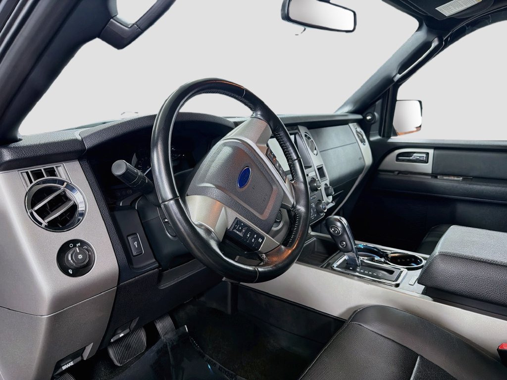 Used 2016 Ford Expedition Limited AWD/4WD image 11