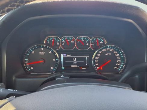 Used 2018 Chevrolet Silverado 1500 LT w/ All Star Edition AWD/4WD image 15