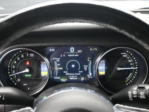 Used 2021 Jeep Wrangler Unlimited Sahara w/ Cold Weather Group AWD/4WD image 11