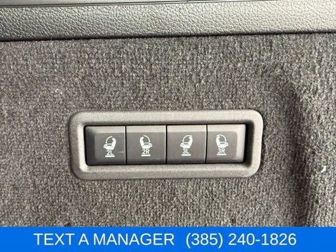 Used 2023 Jeep Grand Wagoneer L Series II w/ Premium Group II image 29