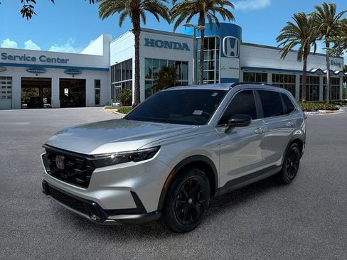 Used 2025 Honda CR-V Sport image 3