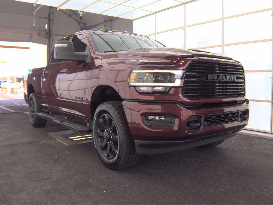 Used 2024 RAM 2500 Laramie w/ Night Edition AWD/4WD image 2