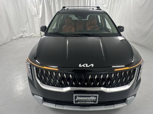 New 2026 Kia Carnival EX FWD image 8