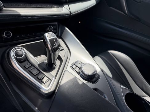 Used 2016 BMW i8 AWD/4WD image 22