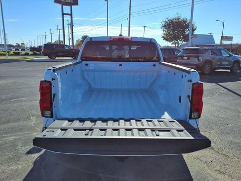 New 2026 Chevrolet Colorado Trail Boss AWD/4WD image 12