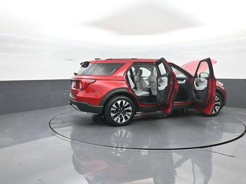 New 2026 Ford Explorer Platinum w/ LUX Leather Package AWD/4WD image 45