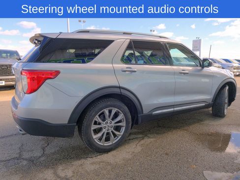Used 2024 Ford Explorer Limited image 9