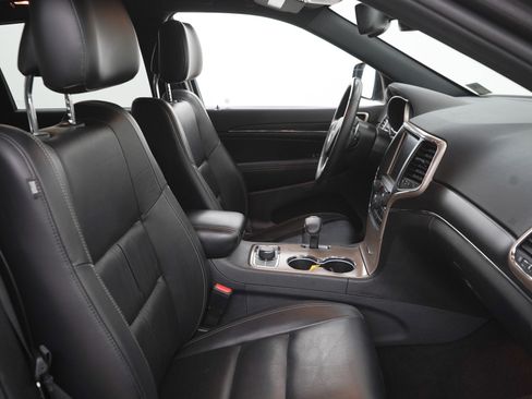 Used 2015 Jeep Grand Cherokee Limited w/ Trailer Tow Group IV image 11