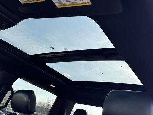 Used 2019 Ford F150 Raptor w/ Equipment Group 802A Luxury image 9