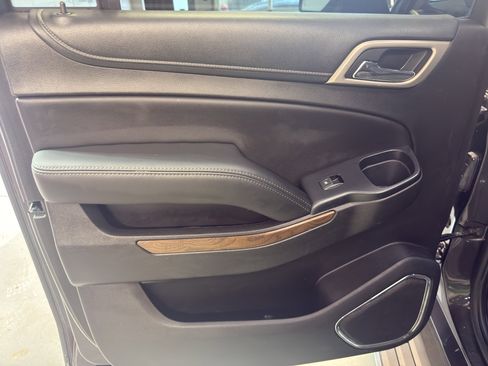 Used 2018 GMC Yukon XL Denali w/ Denali Ultimate Package image 29