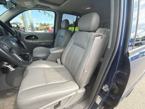 Used 2005 Chevrolet TrailBlazer LT AWD/4WD image 17