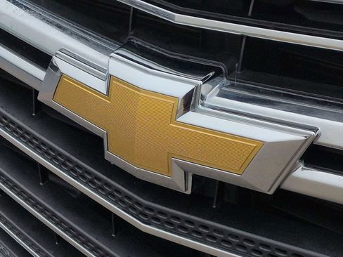 Used 2019 Chevrolet Traverse LT w/ LPO, Floor Liner Package image 13