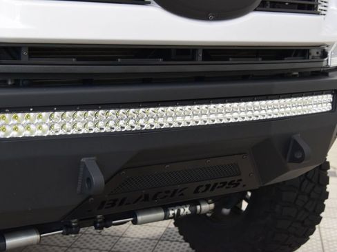 Used 2022 Ford F250 Lariat w/ Lariat Ultimate Package AWD/4WD image 14