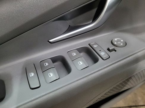 Used 2023 Hyundai Elantra SEL FWD image 27