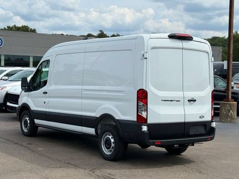 New 2026 Ford Transit 250 148 Medium Roof w/ Load Area Protection Package RWD image 32