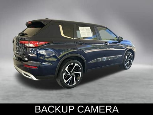 Used 2024 Mitsubishi Outlander SE Black Edition FWD image 4