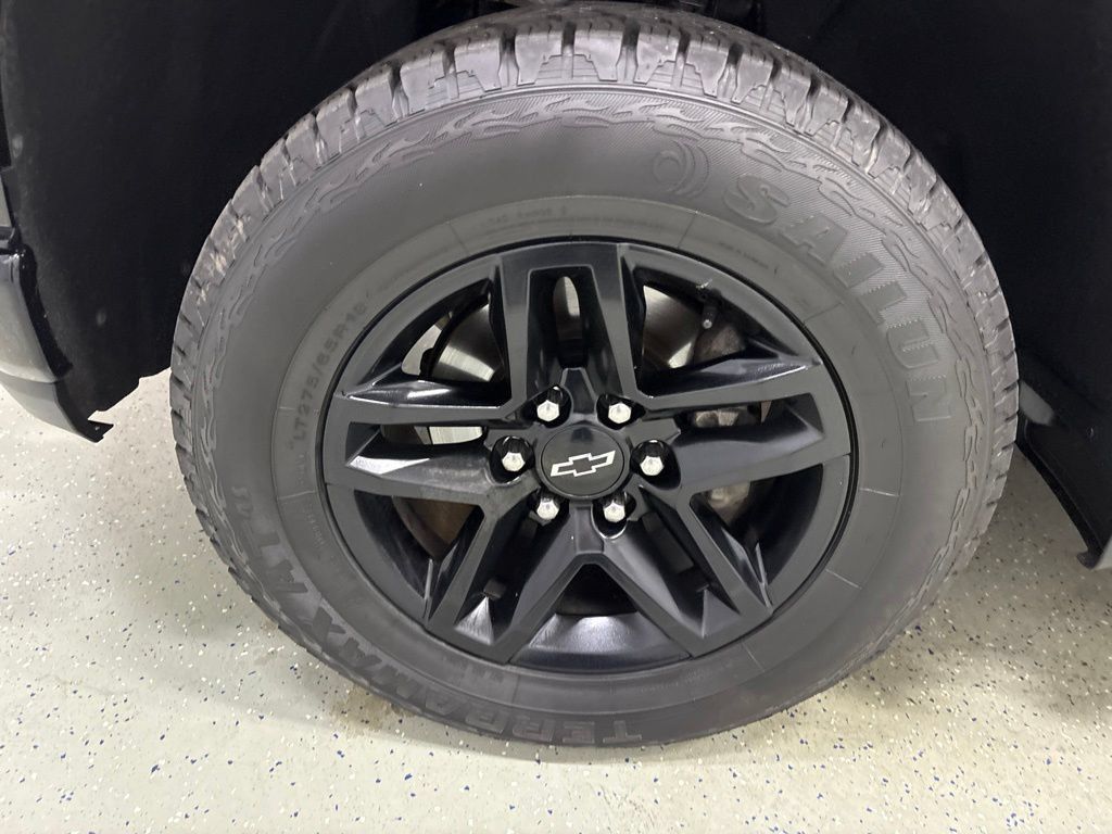 Used 2021 Chevrolet Silverado 1500 LT Trail Boss w/ Convenience Package II AWD/4WD image 12