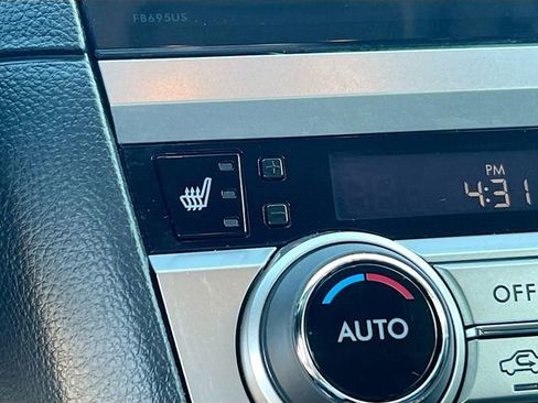 Used 2016 Subaru Outback 2.5i Limited image 21