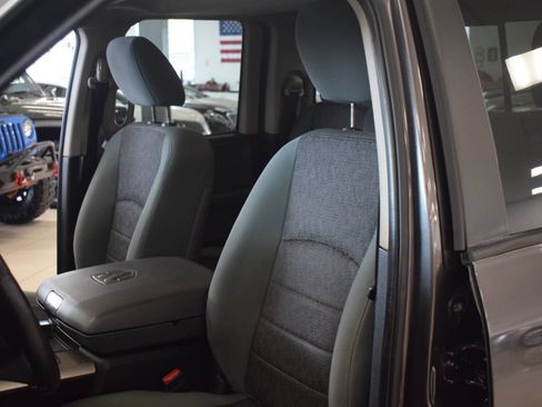 Used 2015 RAM 1500 Big Horn AWD/4WD image 36