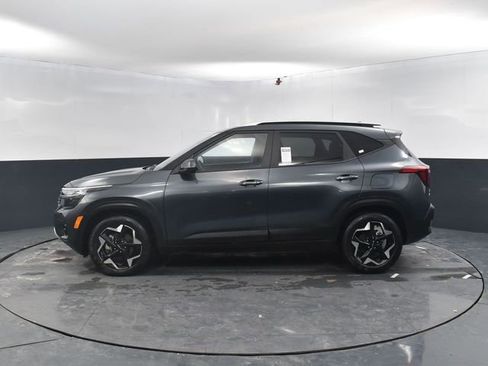 Used 2025 Kia Seltos S FWD image 5