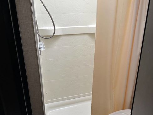 Used 2017 Ford E-350 and Econoline 350 Super Duty w/ Motorhome Prep Package image 18