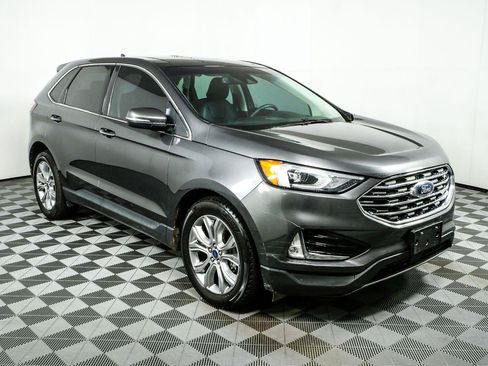 Used 2019 Ford Edge Titanium FWD image 1