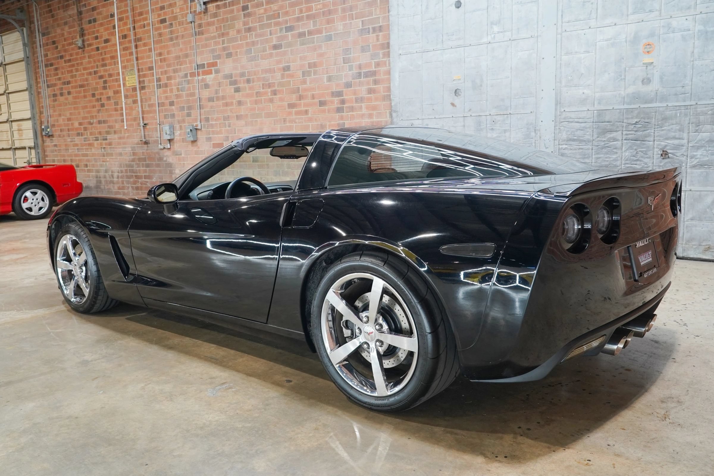 Used 2010 Chevrolet Corvette Coupe w/ Preferred Equipment Group RWD image 36