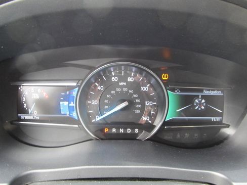 Used 2017 Ford Explorer XLT w/ Equipment Group 202A image 50