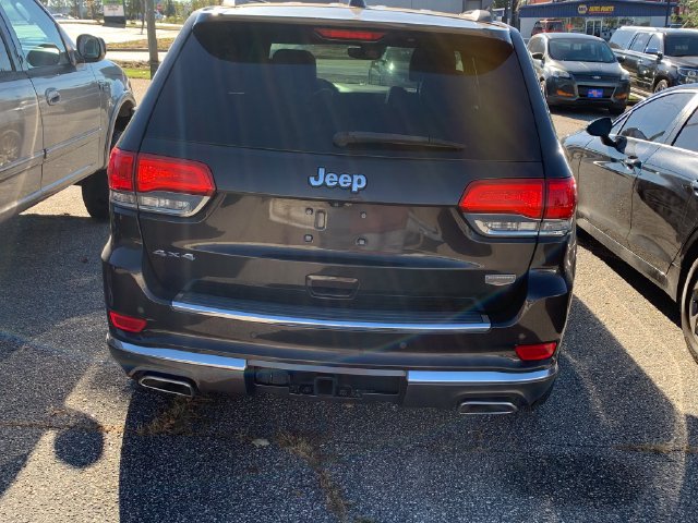 Used 2017 Jeep Grand Cherokee Summit AWD/4WD image 5