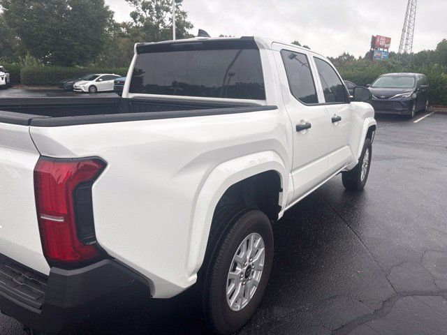 Used 2024 Toyota Tacoma SR AWD/4WD image 8
