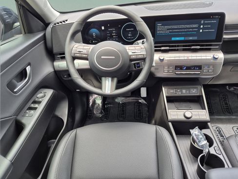 New 2026 Hyundai Kona Limited FWD image 12