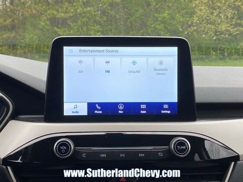 Used 2022 Ford Escape SE image 27